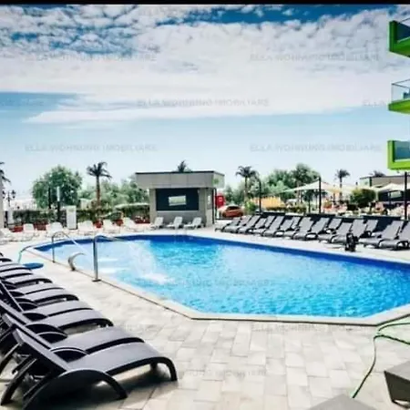 Waterfront & Piscina Interioara Incalzita Apartment Navodari