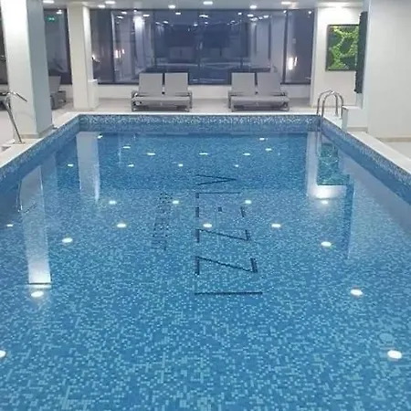Waterfront & Piscina Interioara Incalzita Apartment Navodari