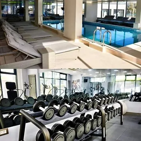 Waterfront & Piscina Interioara Incalzita Apartman *
