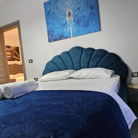 Waterfront & Piscina Interioara Incalzita Apartman Năvodari