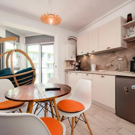 Apartman Waterfront & Piscina Interioara Incalzita *