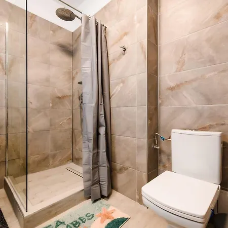 Apartman Waterfront & Piscina Interioara Incalzita *